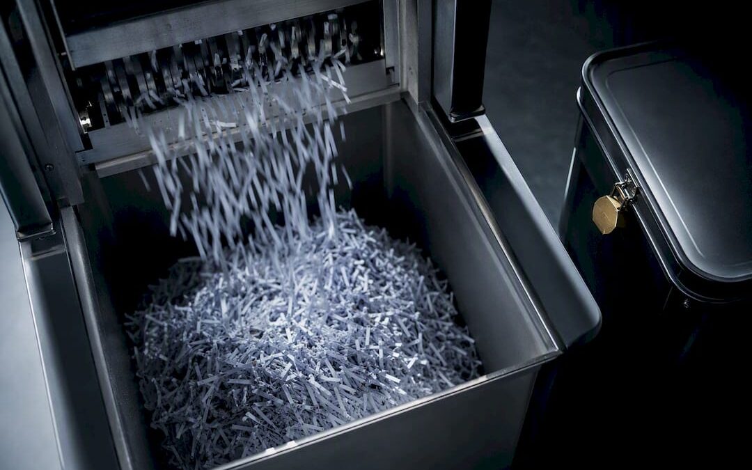 Avoid £17.5m Fines: UK Confidential Waste Policy for SMEs in 4 Steps